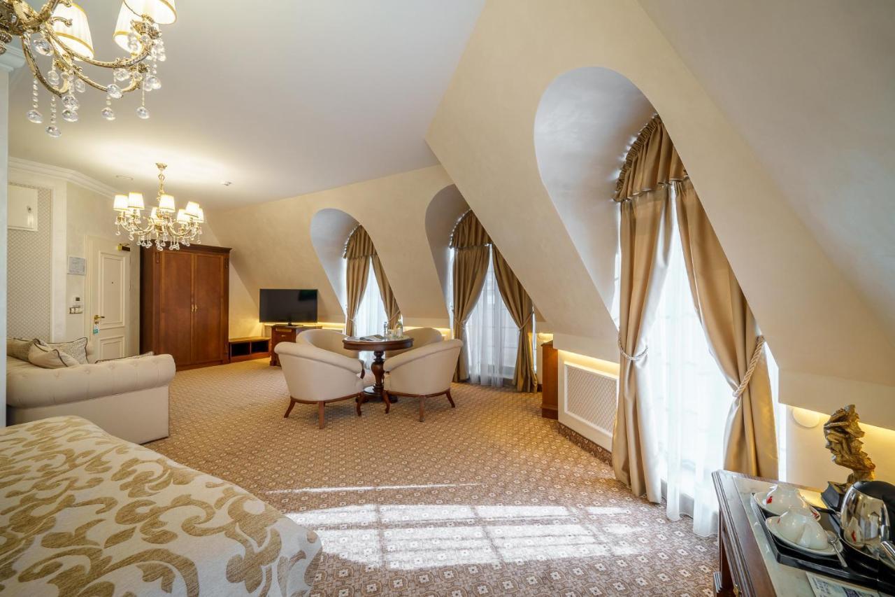 Residence City Garden - Certificate Of Excellence Top 10 Best Five-Stars City Hotels For 2024 Awarded By Htif Пловдив Екстер'єр фото