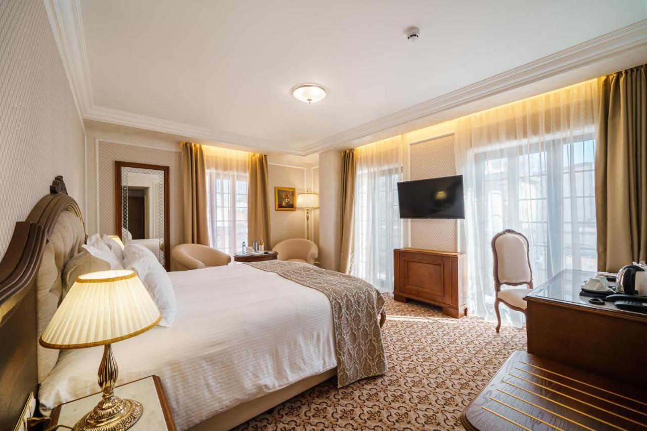 Residence City Garden - Certificate Of Excellence Top 10 Best Five-Stars City Hotels For 2024 Awarded By Htif Пловдив Екстер'єр фото