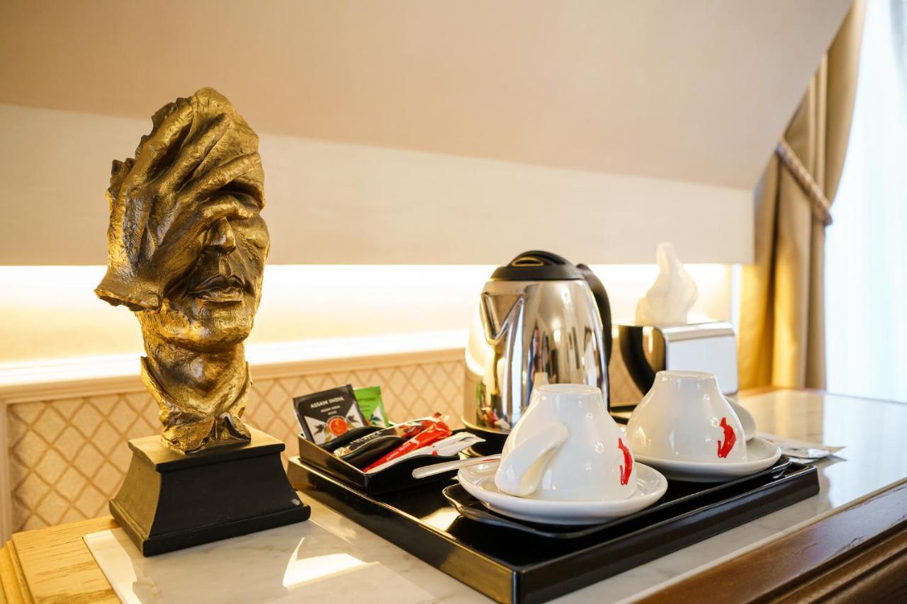 Residence City Garden - Certificate Of Excellence Top 10 Best Five-Stars City Hotels For 2024 Awarded By Htif Пловдив Екстер'єр фото