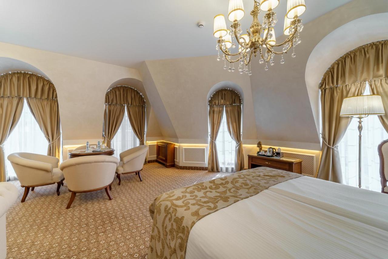 Residence City Garden - Certificate Of Excellence Top 10 Best Five-Stars City Hotels For 2024 Awarded By Htif Пловдив Екстер'єр фото