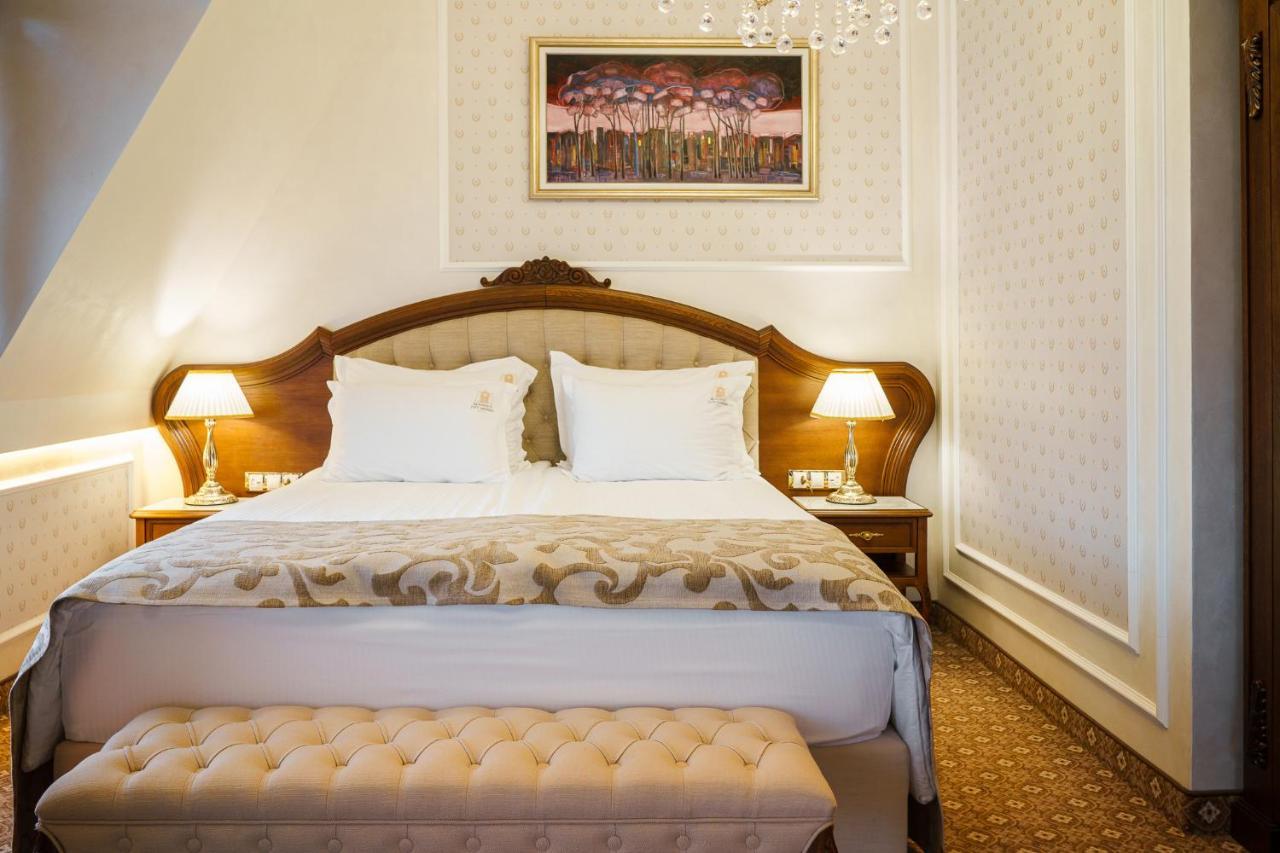 Residence City Garden - Certificate Of Excellence Top 10 Best Five-Stars City Hotels For 2024 Awarded By Htif Пловдив Екстер'єр фото