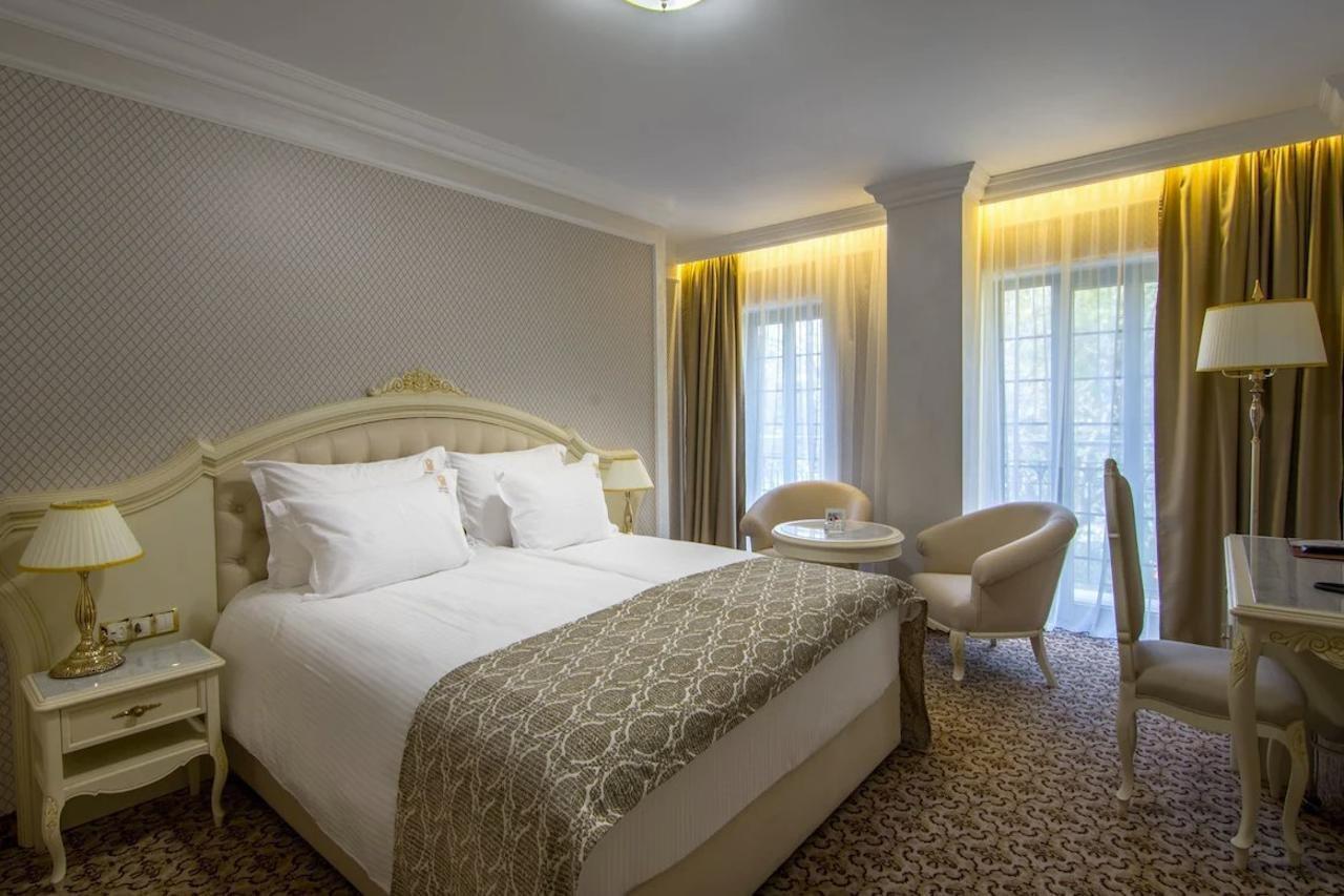 Residence City Garden - Certificate Of Excellence Top 10 Best Five-Stars City Hotels For 2024 Awarded By Htif Пловдив Екстер'єр фото