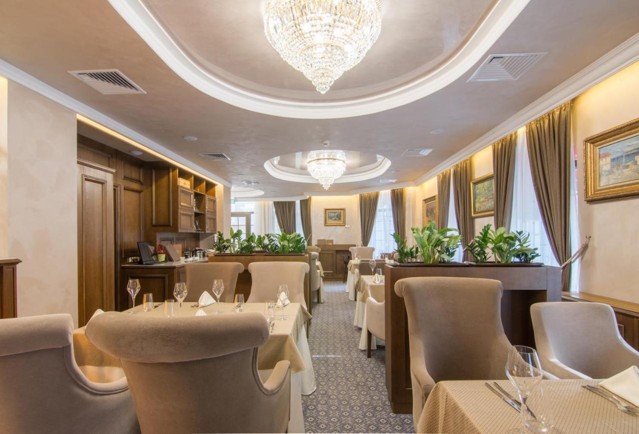 Residence City Garden - Certificate Of Excellence Top 10 Best Five-Stars City Hotels For 2024 Awarded By Htif Пловдив Екстер'єр фото