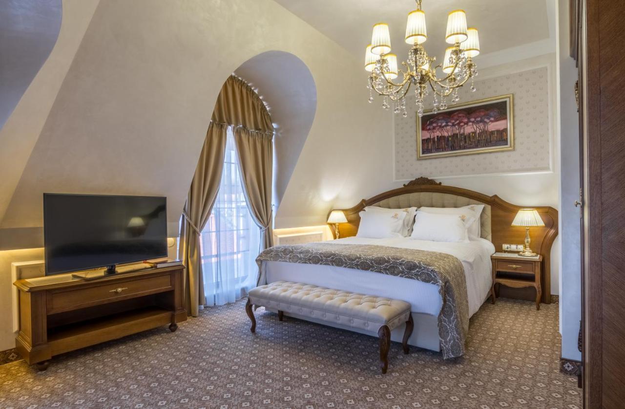 Residence City Garden - Certificate Of Excellence Top 10 Best Five-Stars City Hotels For 2024 Awarded By Htif Пловдив Екстер'єр фото